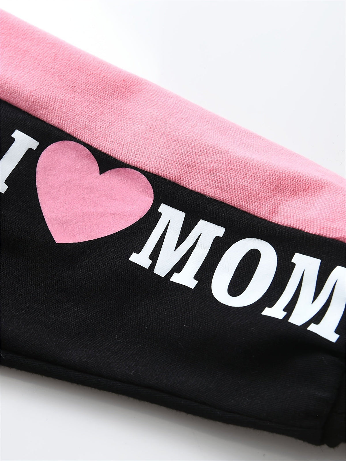 Baby Girl Bodysuit and Pants Set, I Love Mom and Dad Prints with Pink Side Stripes for Everyday Dressing