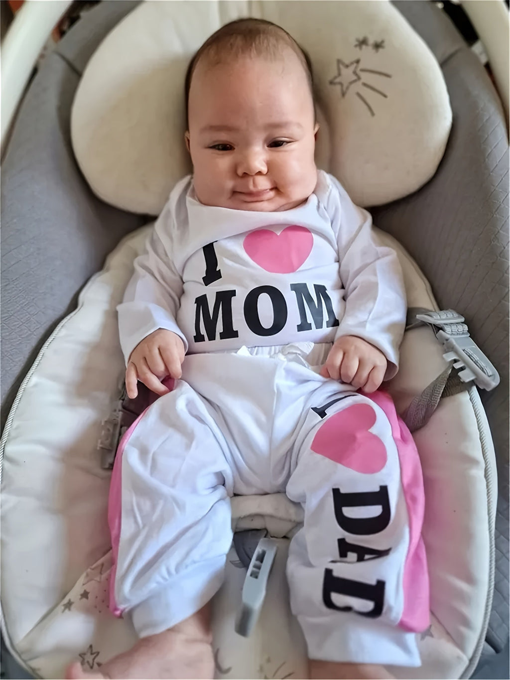 Baby Girl Bodysuit and Pants Set, I Love Mom and Dad Prints with Pink Side Stripes for Everyday Dressing