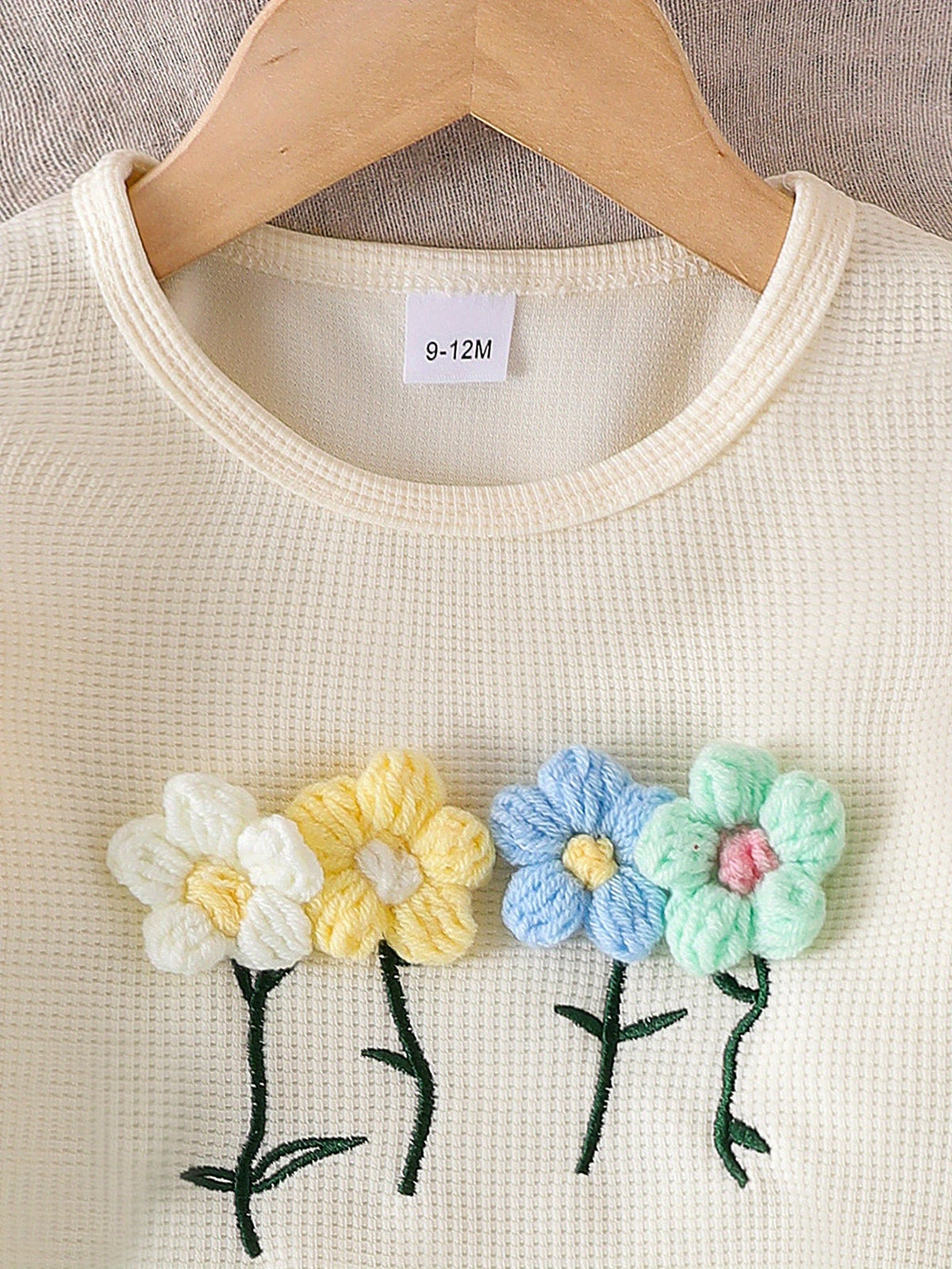Baby Girl Floral Top and Flare Jeans Set with Three-Dimensional Flowers for Spring and Fall Outfits