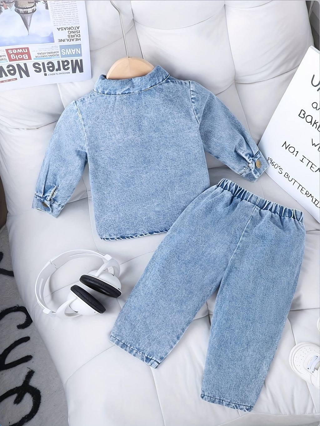 Baby Girls' Denim Jacket and Pants Set with Patch Pockets and an Elastic Waist for Casual Outings