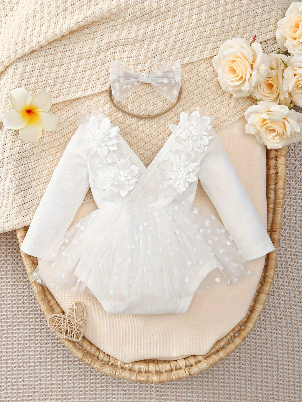 Baby Girls' White Floral Skirted Bodysuit and Bow Headband Set with Long Sleeves and Heart Pattern Tulle