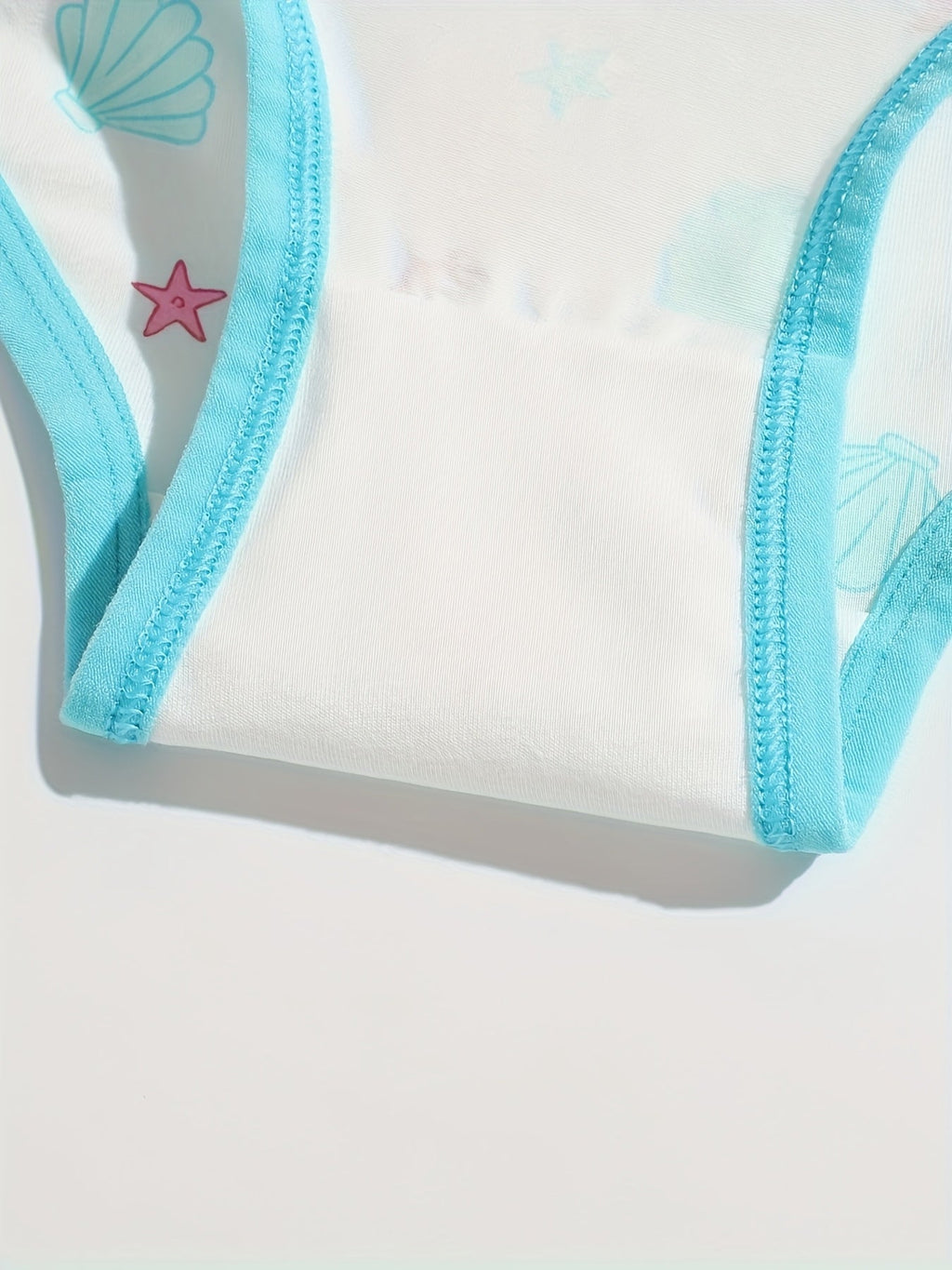 Girls' Animal Cartoon Briefs 12-Pack in Random Pastel Colors with Contrast Edges for Daily Underwear Changes