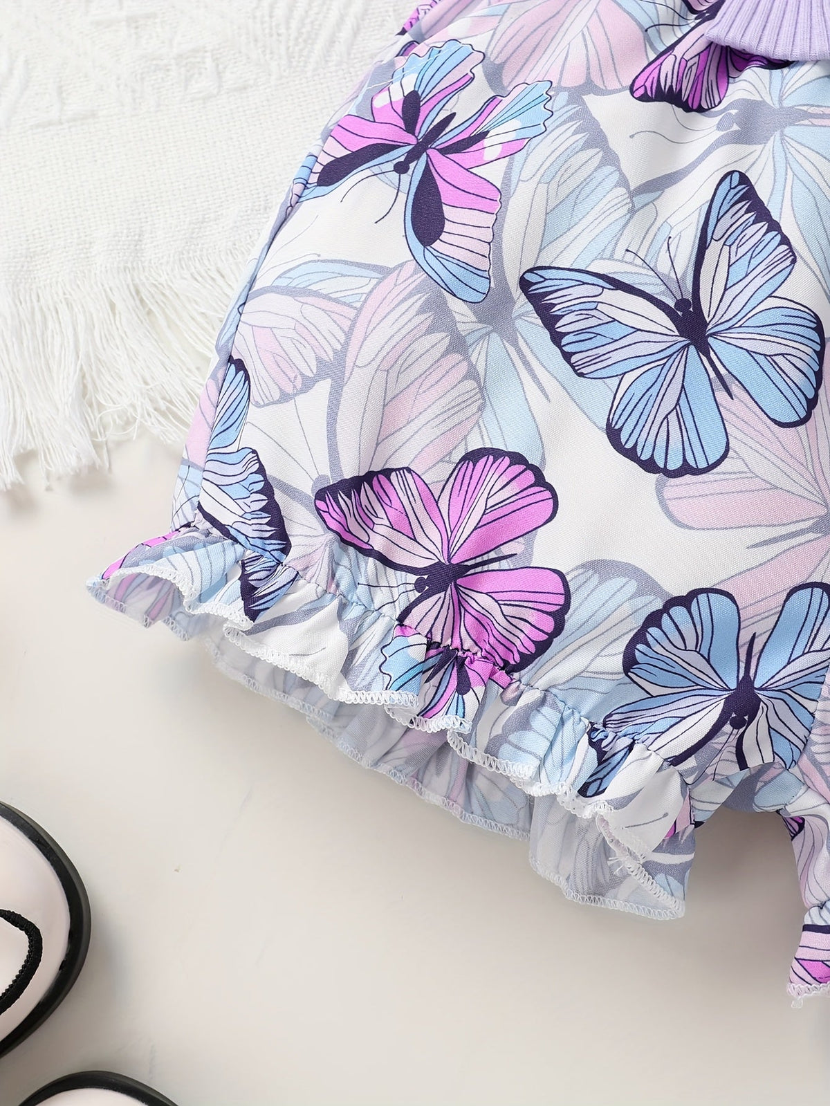 Girls' Purple Ruffle Sleeve Top and Butterfly Print Shorts Set with Matching Bow Details for Summer
