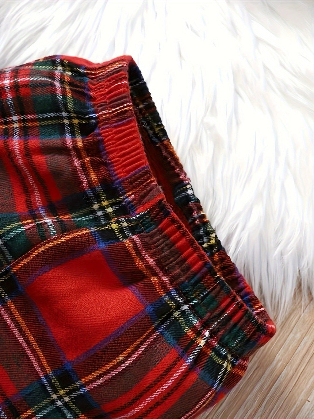 Baby Girls' Plaid Pants Set with a Bow-Front Peplum Top and Ruffled Hems for Festive Family Outfits