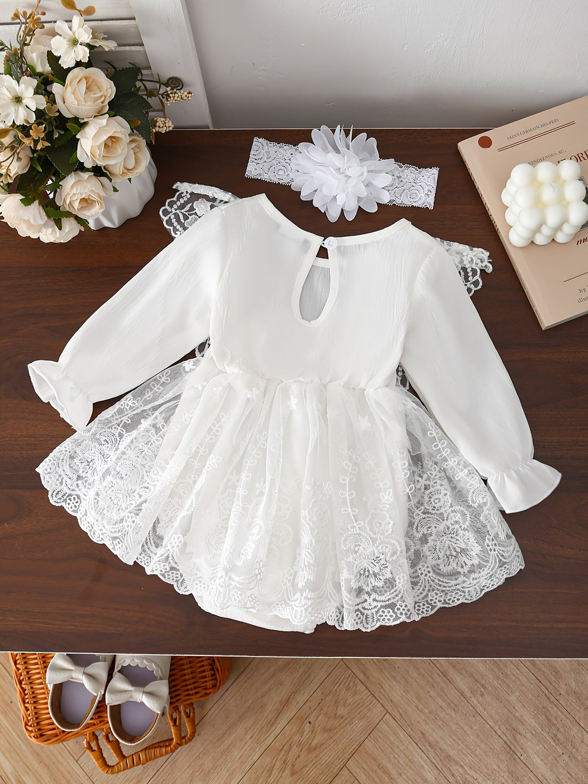 Baby Girls' White Lace Dress and Floral Headband Set for Family Occasions with Long Sleeves and a Front Bow