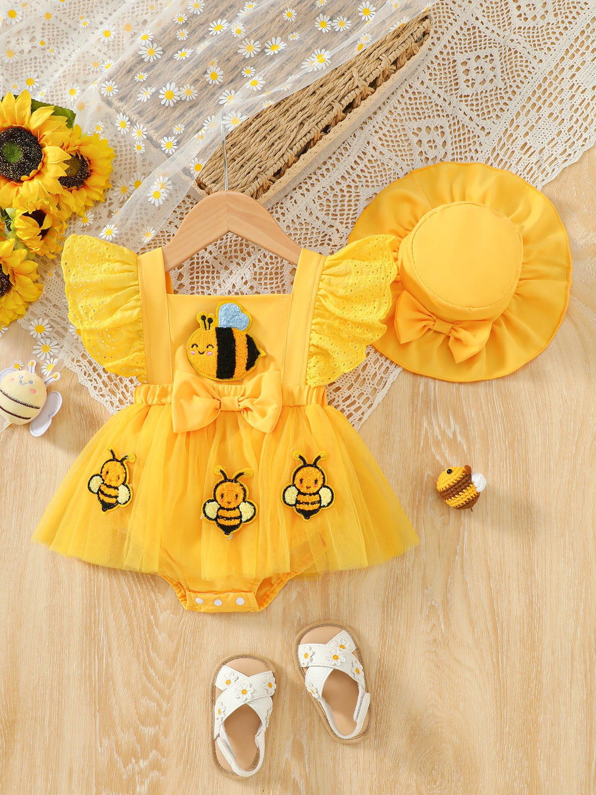 Baby Girls' Yellow Bee Romper and Hat Set with Ruffle Sleeves and a Bow for Sunny-Day Outings