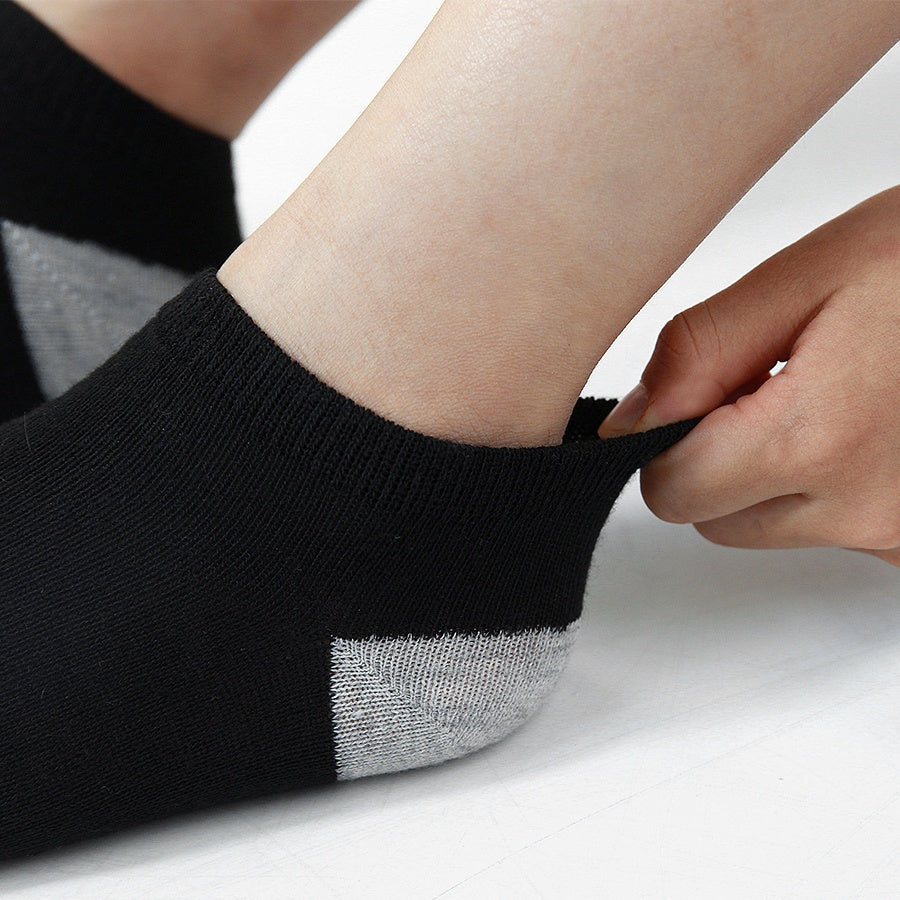 Boys' Crew Socks 20-Pair Pack in Assorted Colors and Patterns with Ribbed Cuffs for Everyday Casual Wear